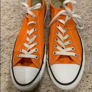 Converse, Men’s size 9. Like New